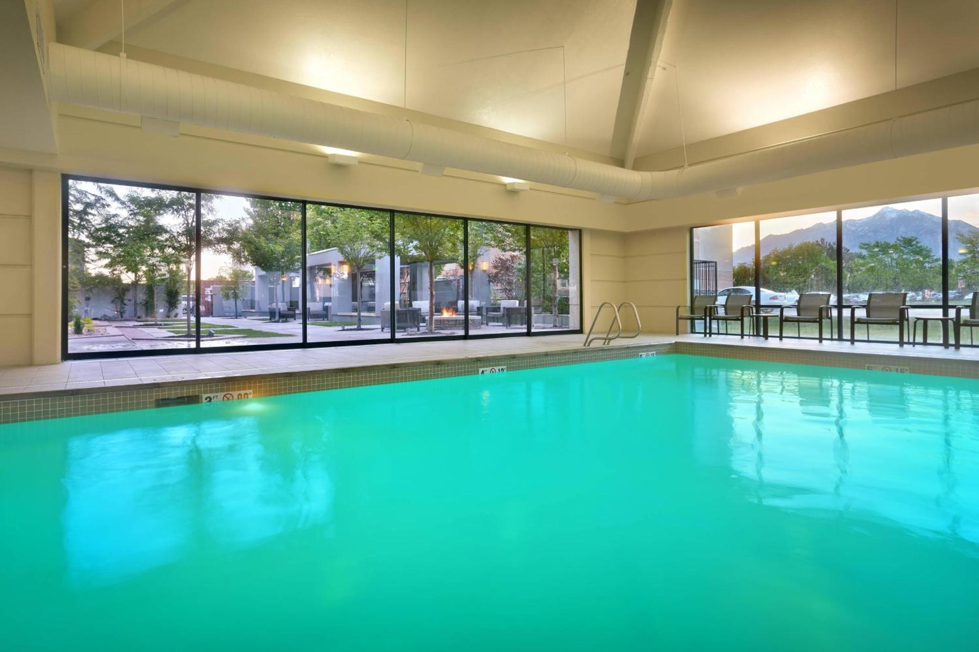 Courtyard By Marriott Salt Lake City Санді Екстер'єр фото