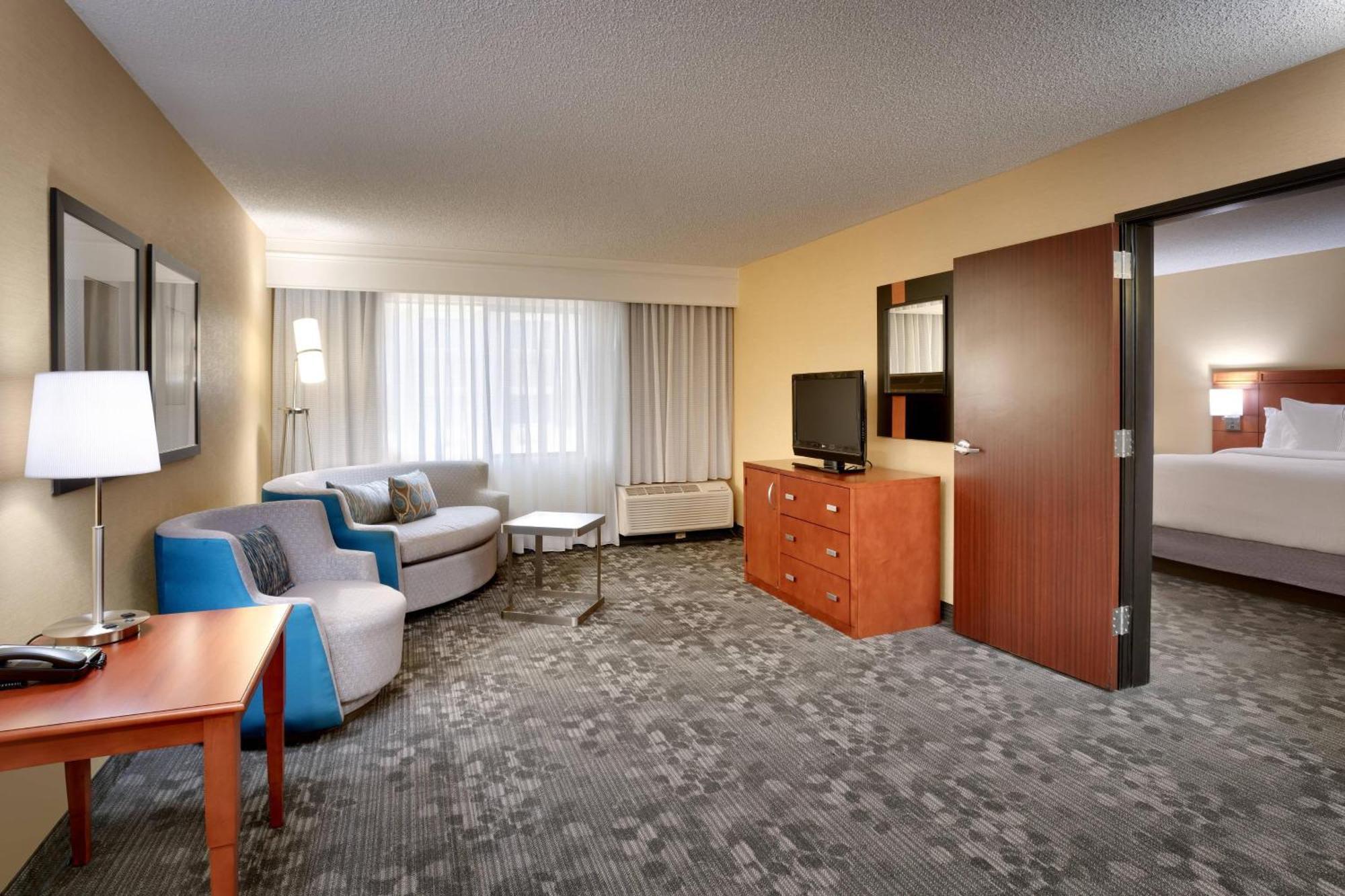 Courtyard By Marriott Salt Lake City Санді Екстер'єр фото