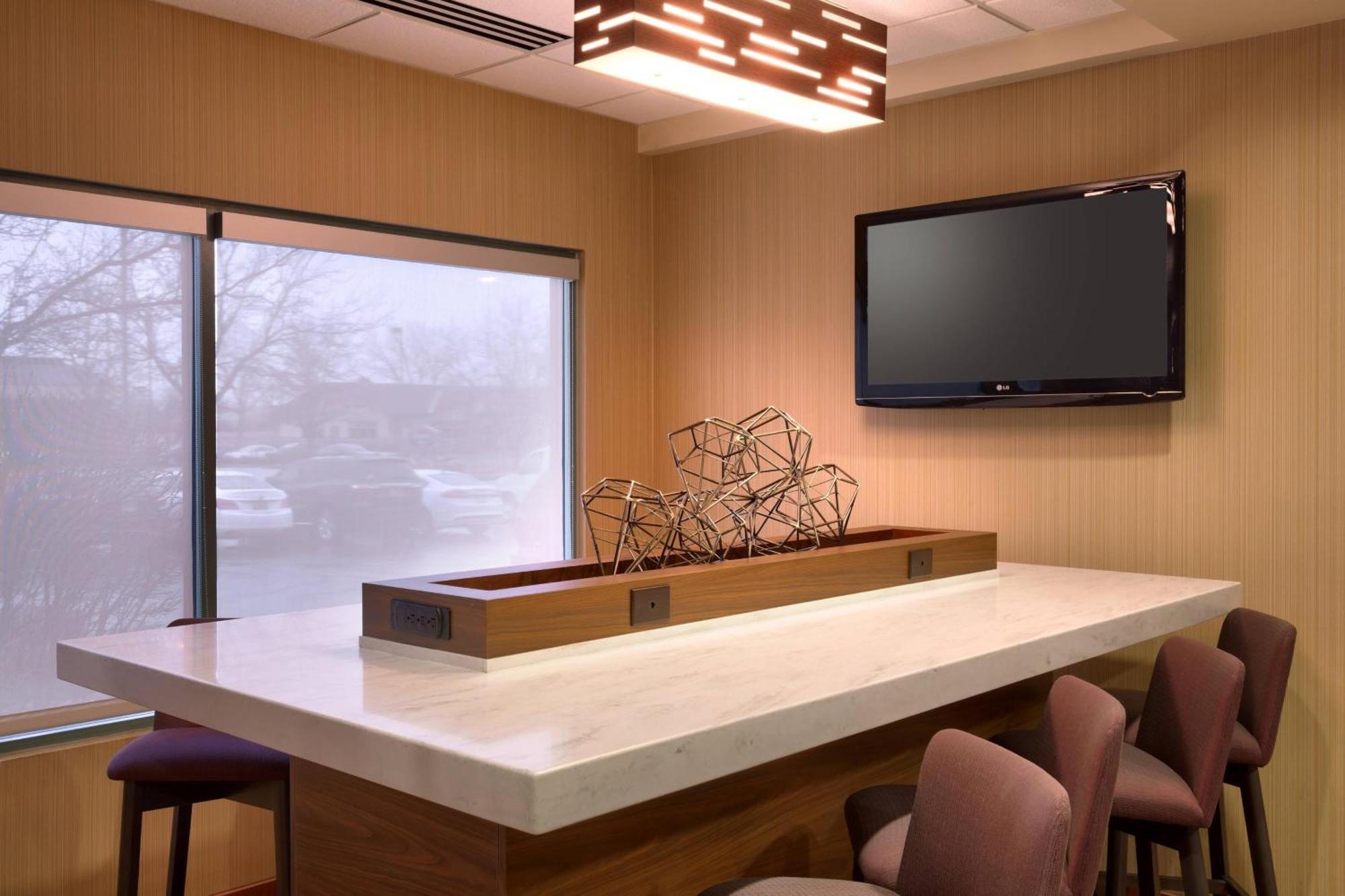 Courtyard By Marriott Salt Lake City Санді Екстер'єр фото