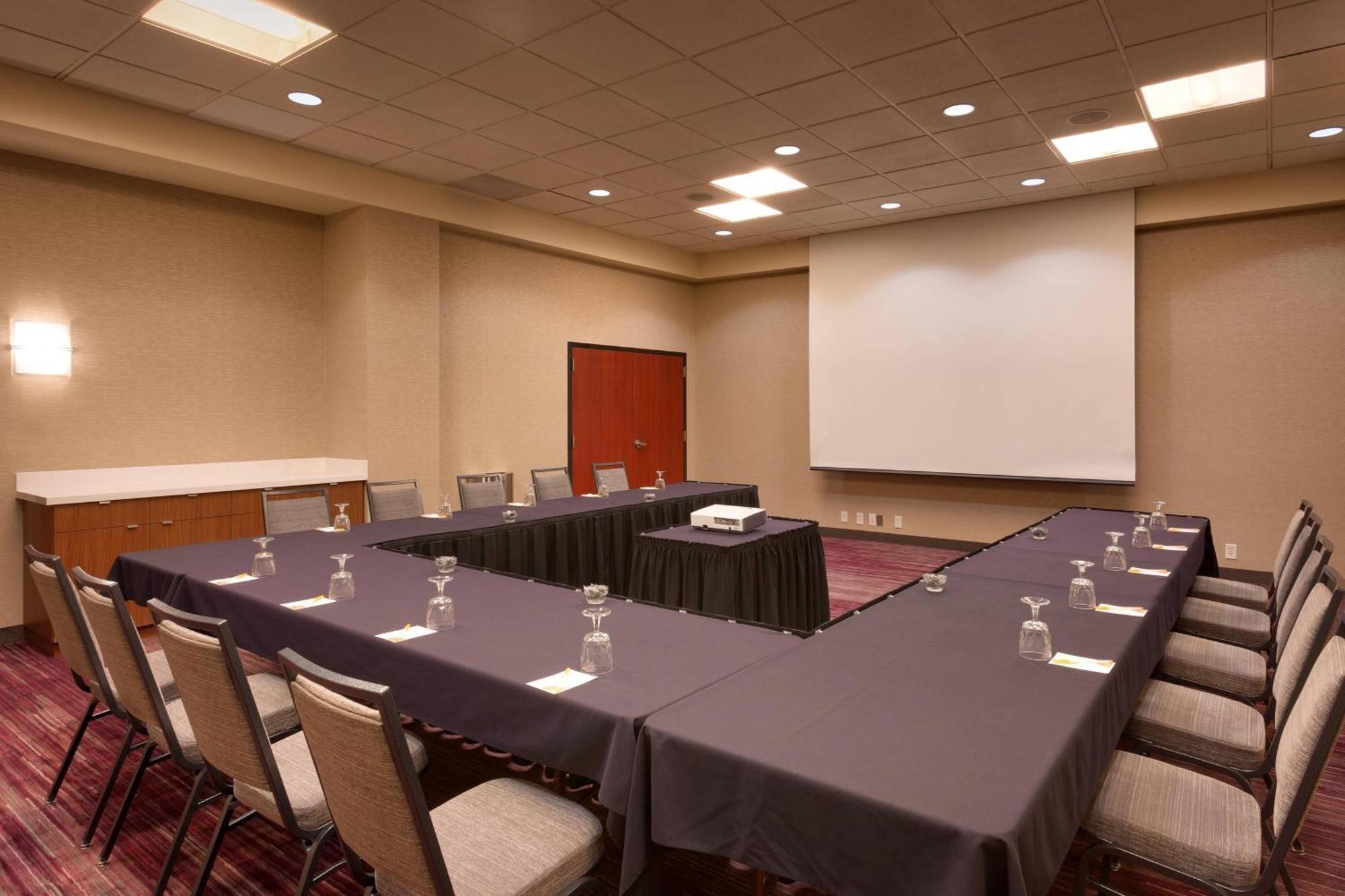 Courtyard By Marriott Salt Lake City Санді Екстер'єр фото