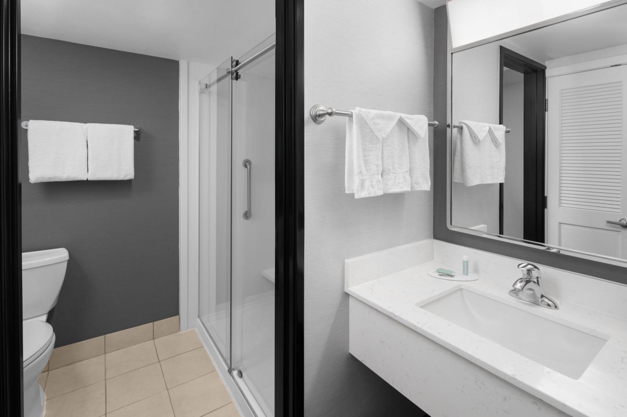 Courtyard By Marriott Salt Lake City Санді Екстер'єр фото