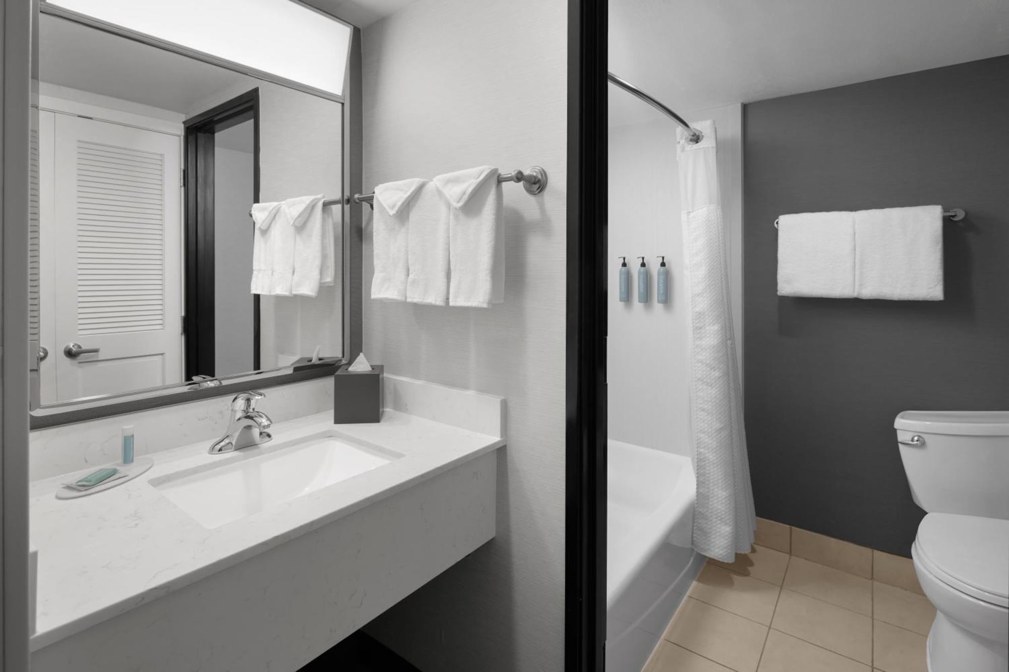 Courtyard By Marriott Salt Lake City Санді Екстер'єр фото