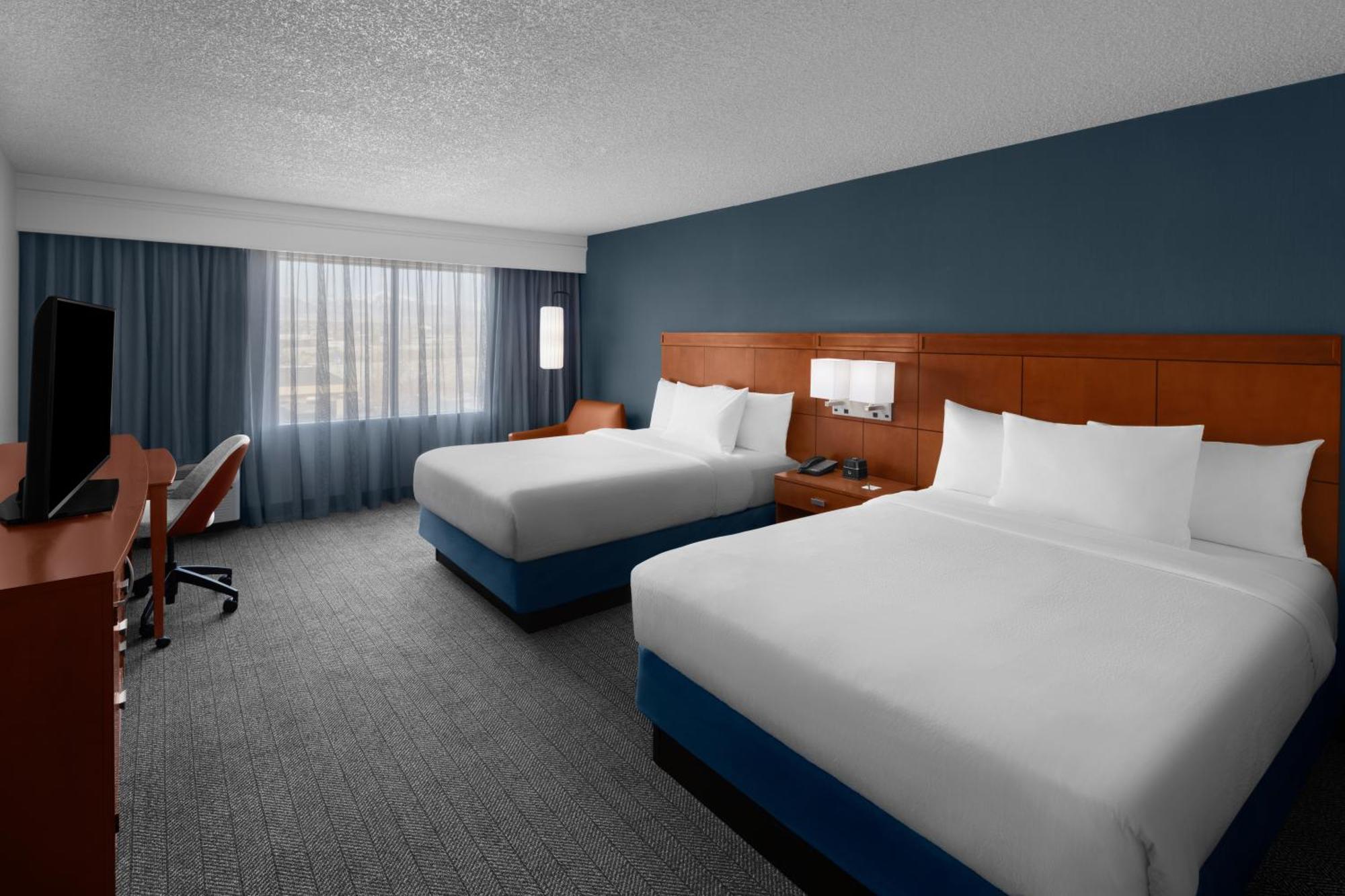 Courtyard By Marriott Salt Lake City Санді Екстер'єр фото